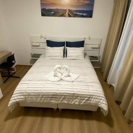 1-D011 Superbe Appartement Spacieux Tres Calme Charleroi Luaran gambar