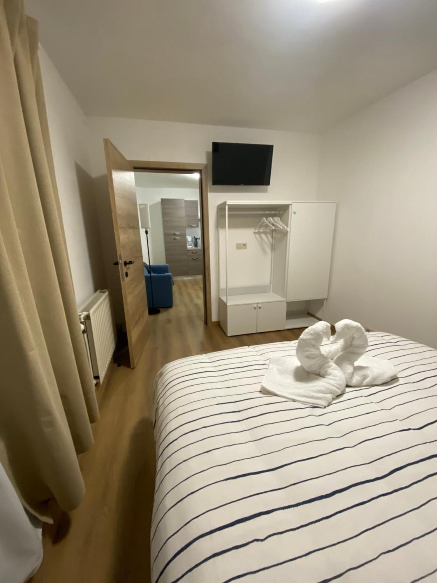 1-D011 Superbe Appartement Spacieux Tres Calme Charleroi Luaran gambar